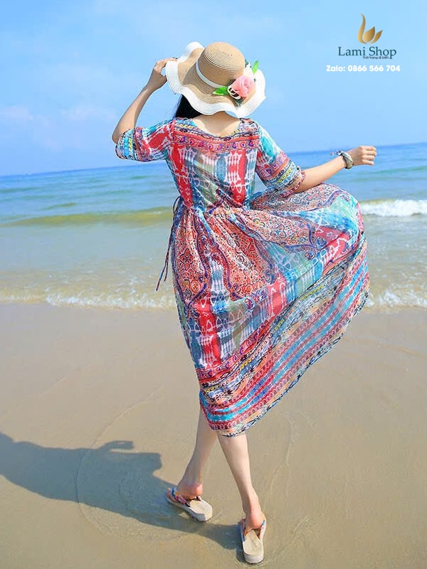 dam maxi trung nien đi biển dep sang trọng